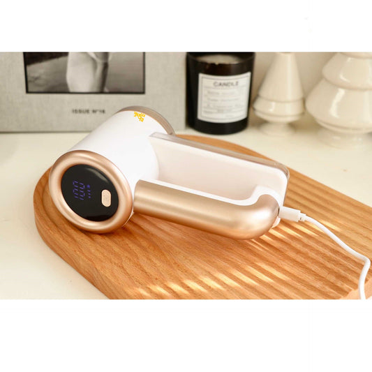 Aparat electric pentru indepartarea scamelor, Lucmark, Model B7, Acumulator, Portabil, Baterie 2000 mAh, 6000-8000 rot/min, Alb-Aur roz