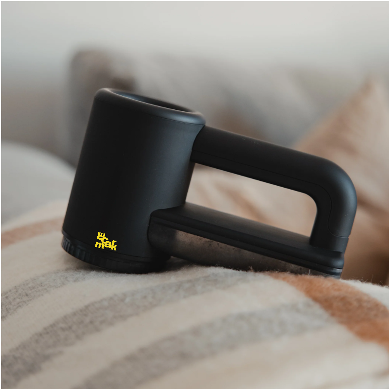 Aparat electric pentru indepartarea scamelor, Lucmark, Model B7, Acumulator, Portabil, Baterie 2000 mAh, 6000-8000 rot/min, Negru