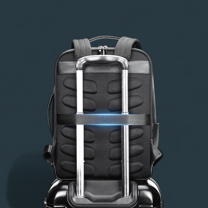 Geanta multifunctionala, Lucmark, piele naturala, 42x30x14 cm, compartiment laptop/tableta, prindere pe troler, spate captusit cu panouri buretate ergonomice, negru