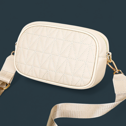 Geanta dama din piele naturala, Lucmark, practica, versatila, design modern, dimensiuni 20 x 7.5 x 14 cm, Crem