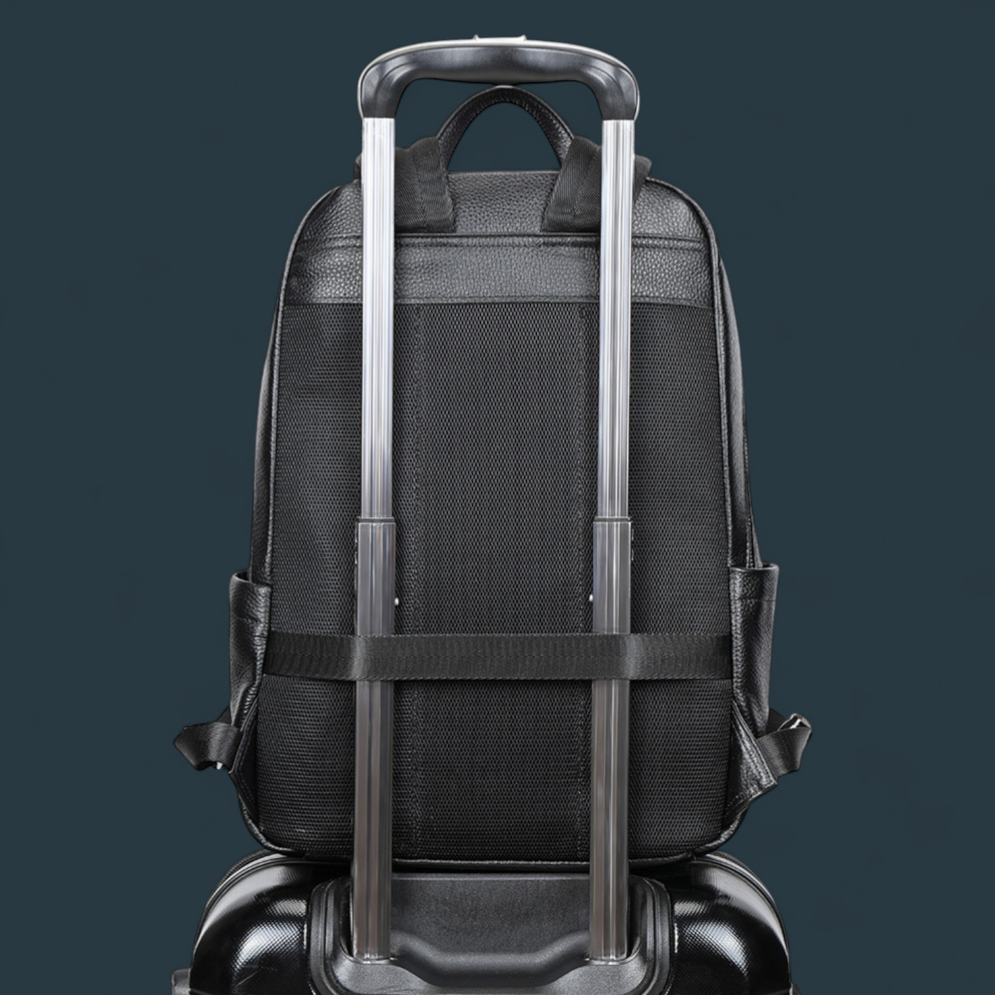 Rucsac multifunctional pentru barbati, Lucmark, piele naturala, 42×16×30 cm, compartimente multiple, compatibil cu troler, negru