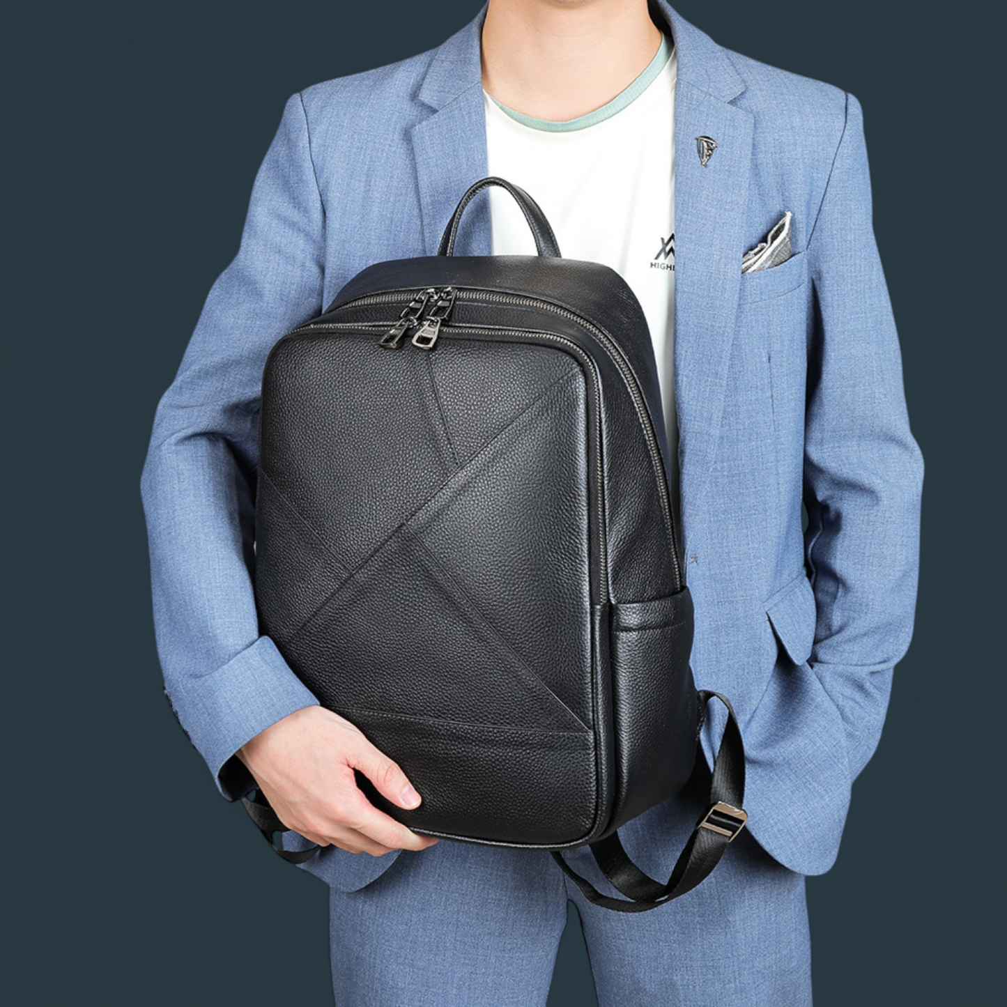 Rucsac multifunctional pentru barbati, Lucmark, piele naturala, 42×16×30 cm, compartimente multiple, compatibil cu troler, negru