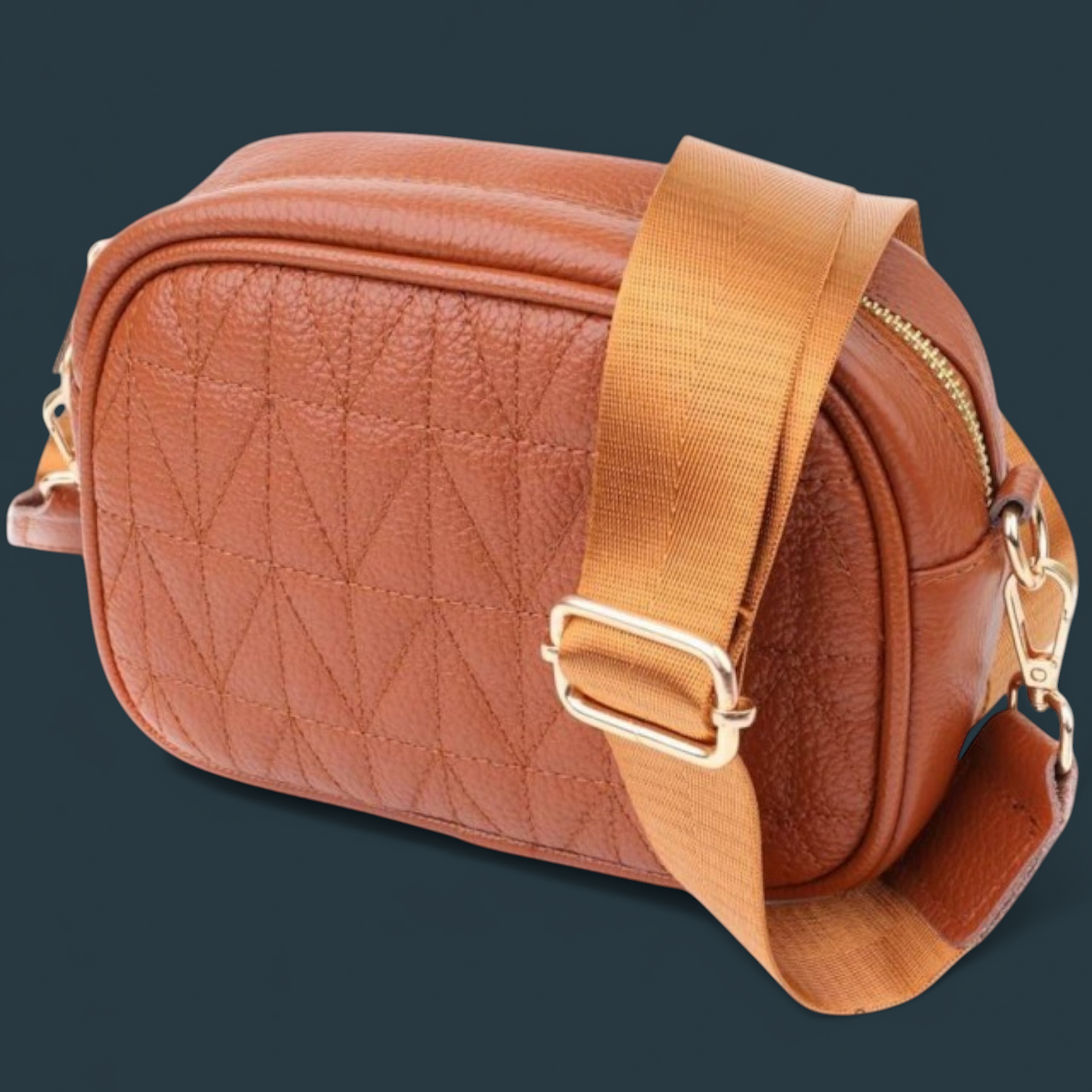 Geanta dama din piele naturala, Lucmark, practica, versatila, design modern, dimensiuni 20 x 7.5 x 14 cm, maro