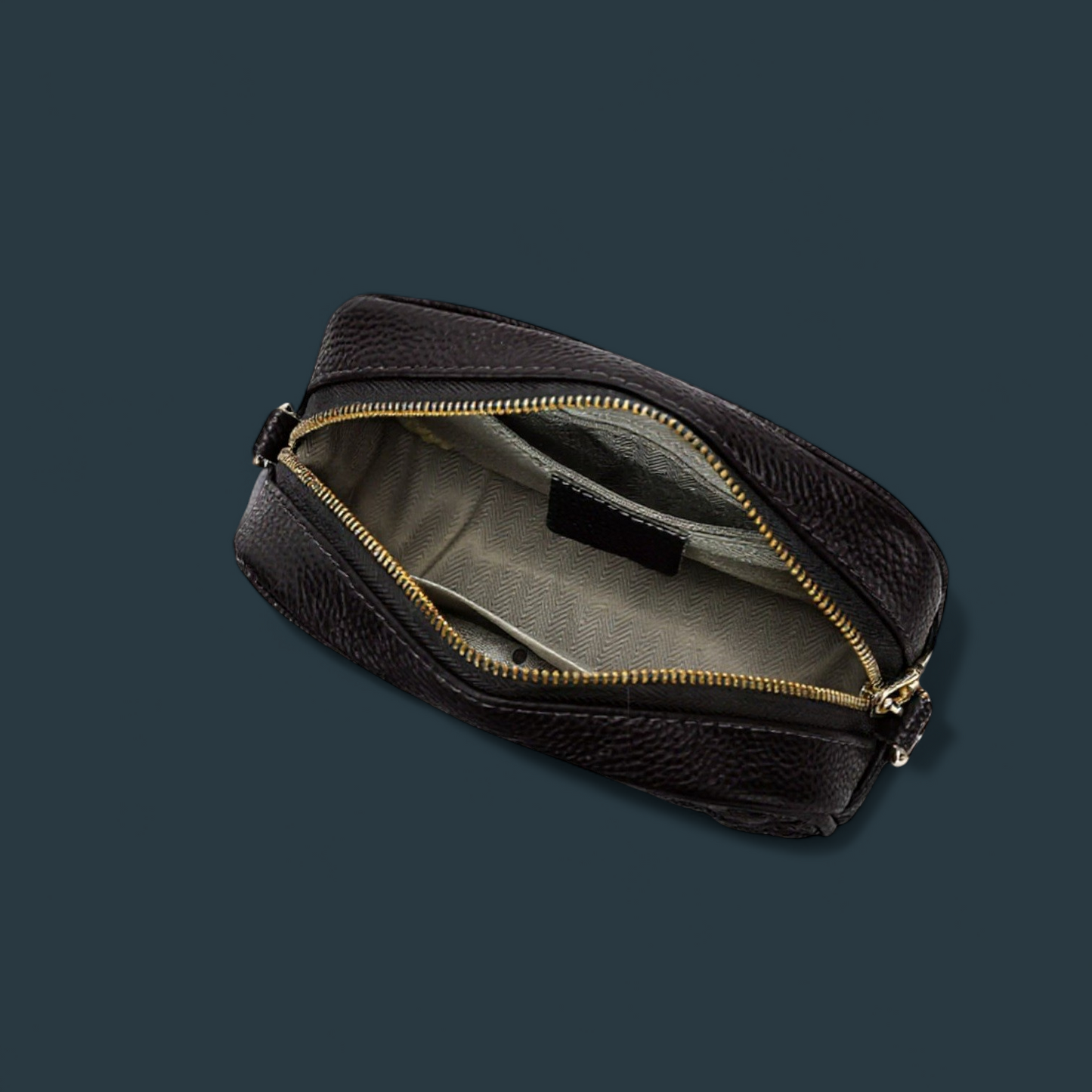 Geanta dama din piele naturala, Lucmark, practica, versatila, design modern, dimensiuni 20 x 7.5 x 14 cm, negru