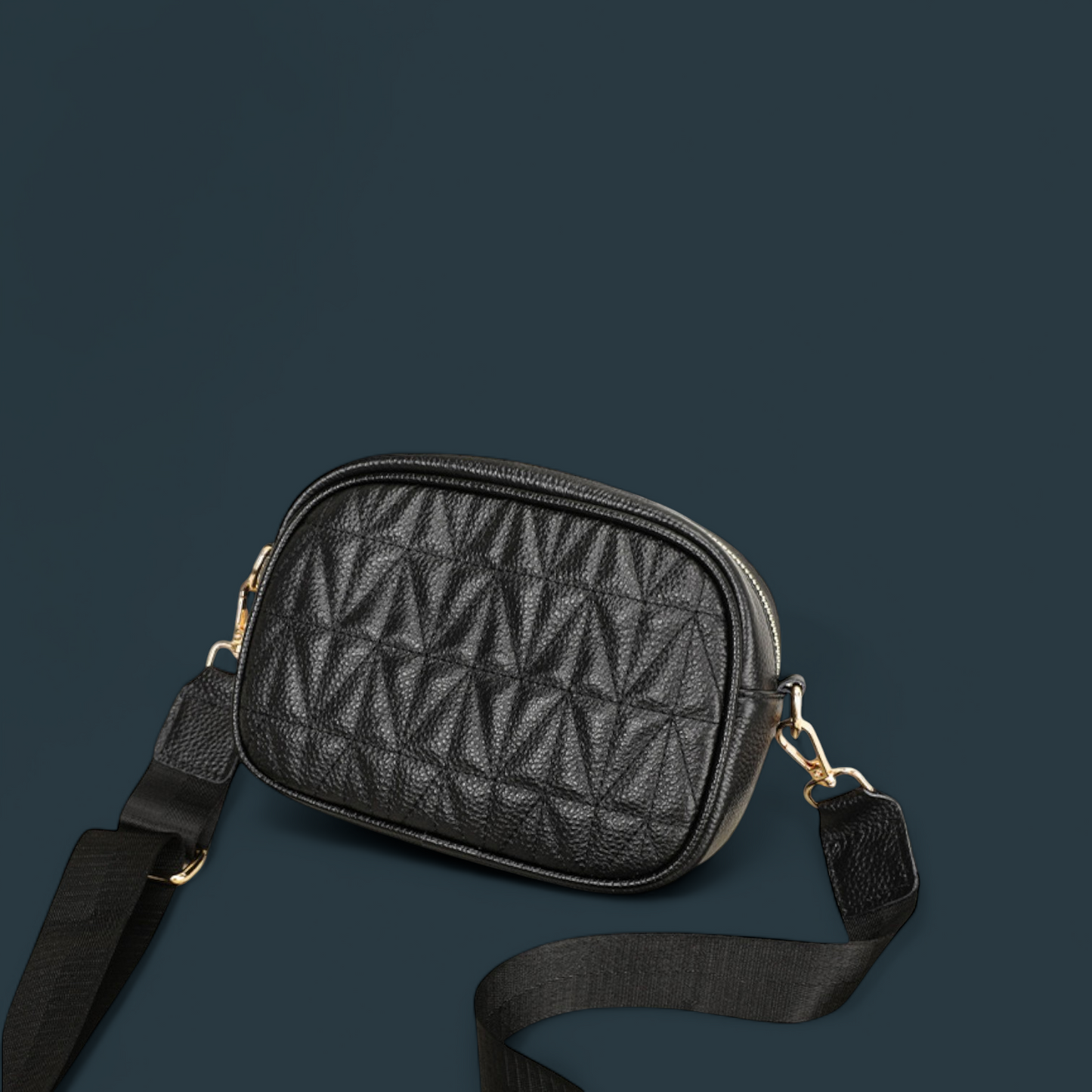 Geanta dama din piele naturala, Lucmark, practica, versatila, design modern, dimensiuni 20 x 7.5 x 14 cm, negru