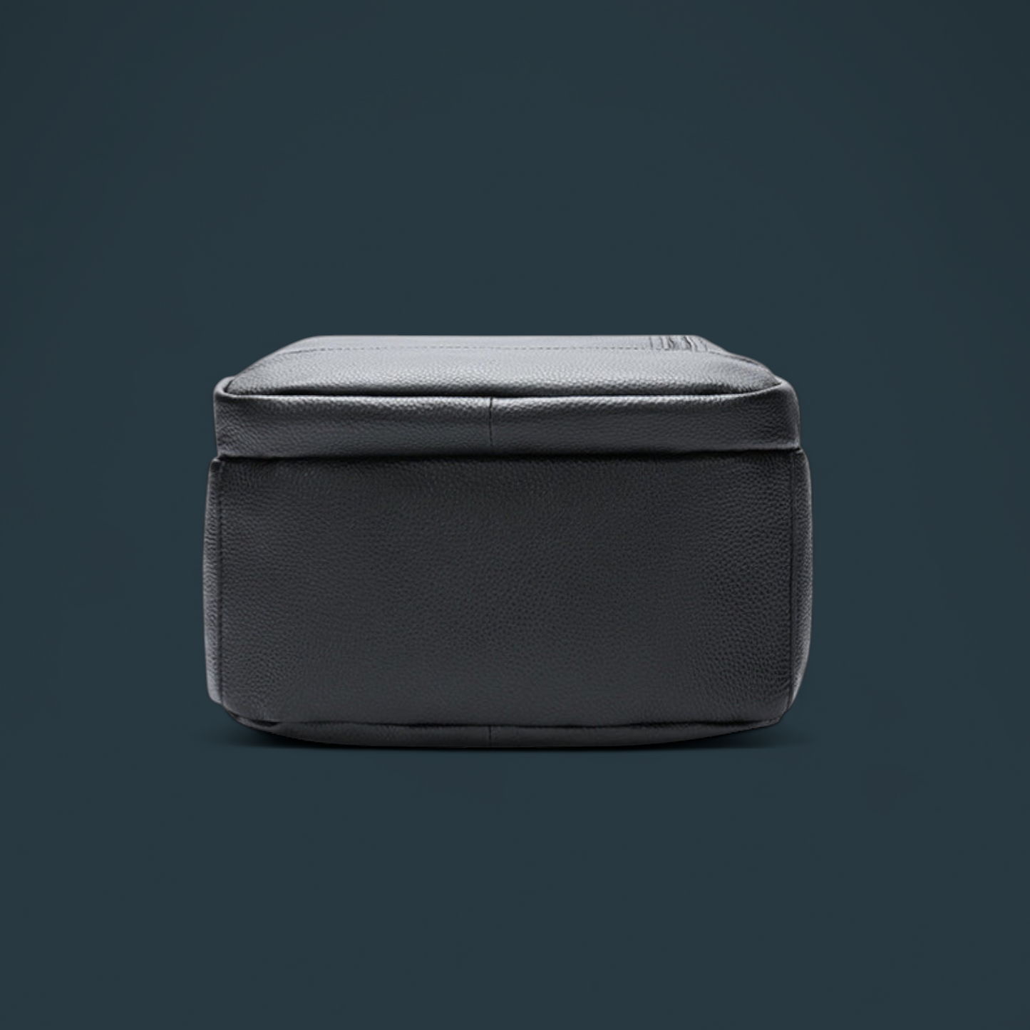 Rucsac premium pentru barbati, Lucmark, piele naturala, multifunctional, 42 × 15 × 30 cm, negru