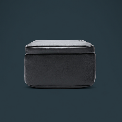 Rucsac premium pentru barbati, Lucmark, piele naturala, multifunctional, 42 × 15 × 30 cm, negru