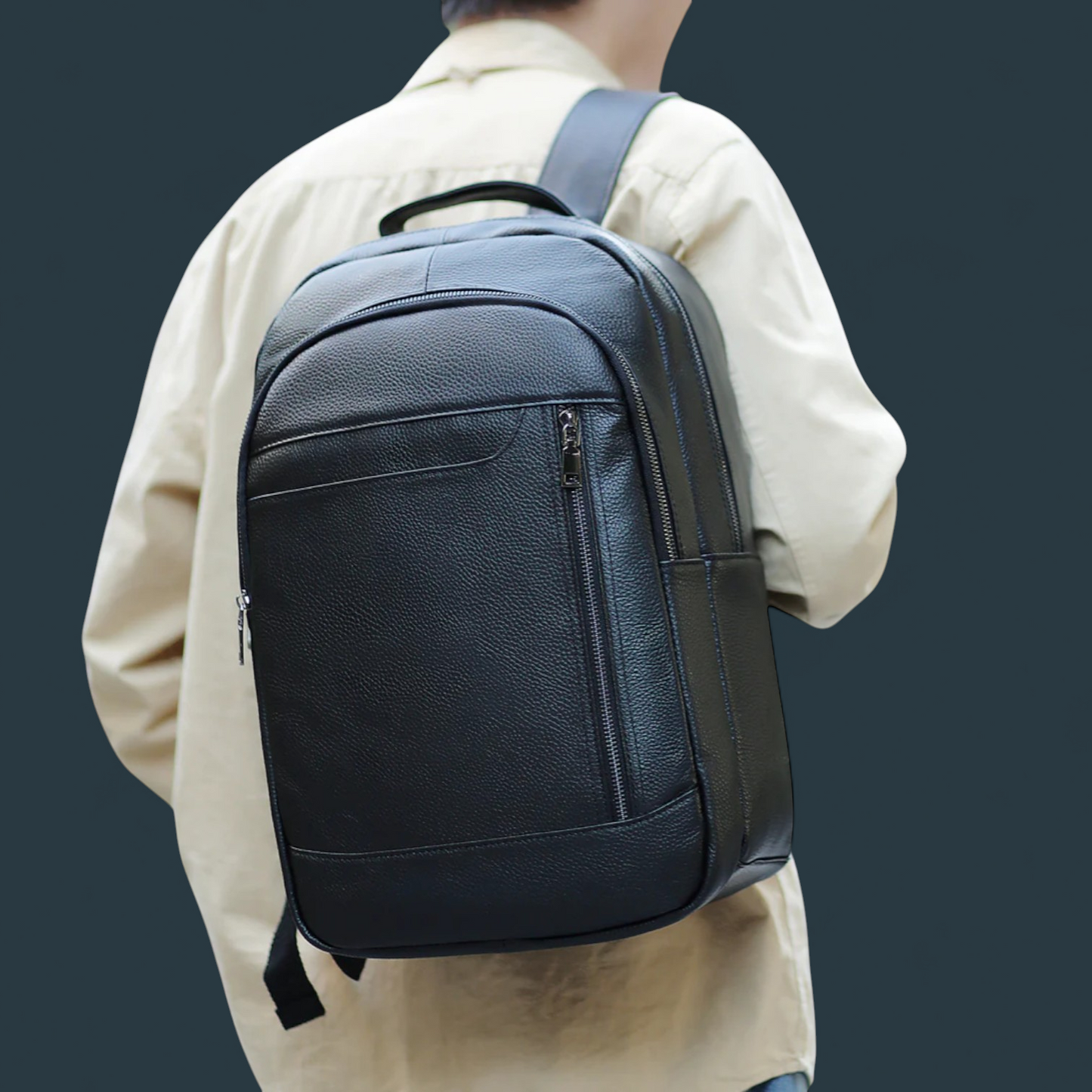 Rucsac premium pentru barbati, Lucmark, piele naturala, multifunctional, 42 × 15 × 30 cm, negru